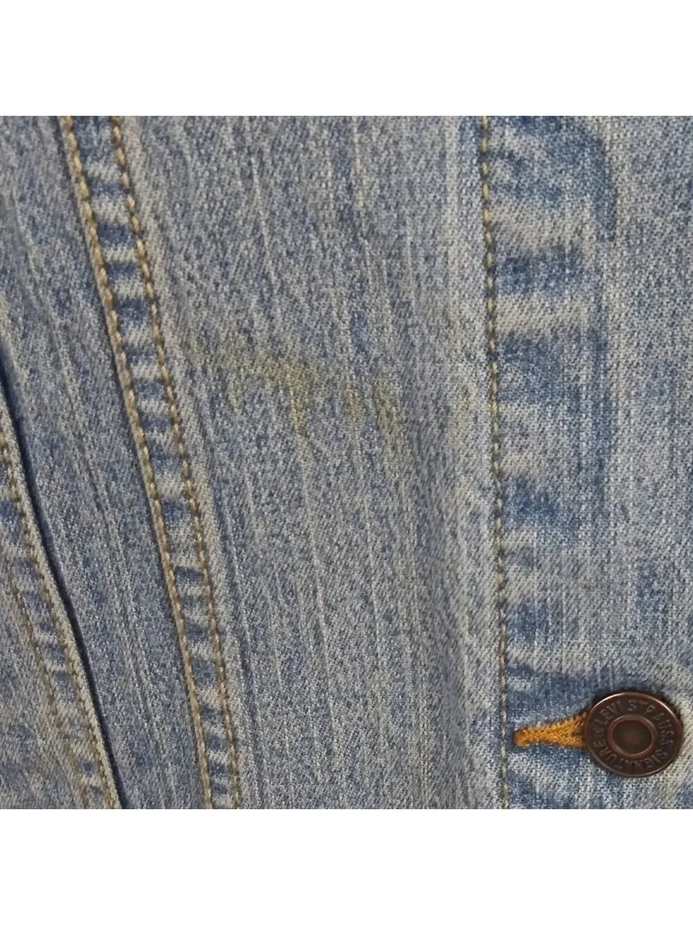 Levi's Strauss Signature Blue Medium Wash Long Sleeve Button Down Denim Jacket
